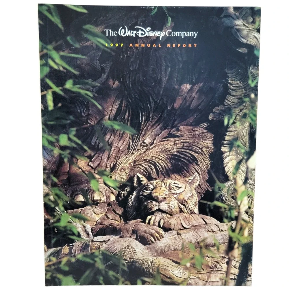 Walt Disney Company Annual Reports Lot of 8‎ 1990s 2000 Disneyana Collectible